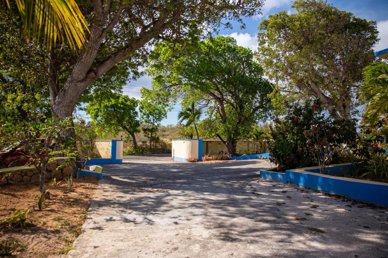 Easy Corner Villas Sandy Ground Village Екстериор снимка