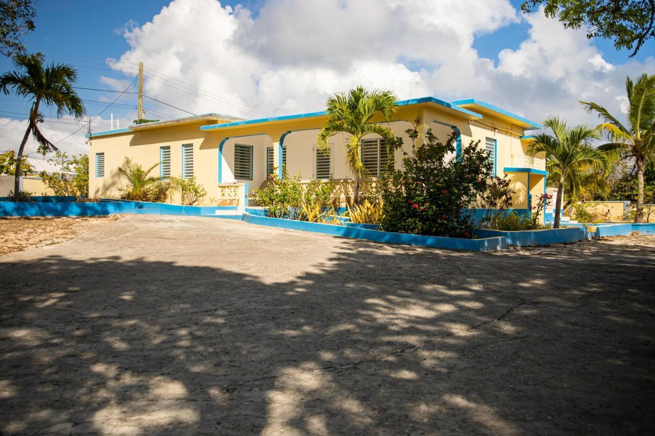 Easy Corner Villas Sandy Ground Village Екстериор снимка
